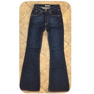 Hudson jeans flare leg. Size 25X32. Used ones.